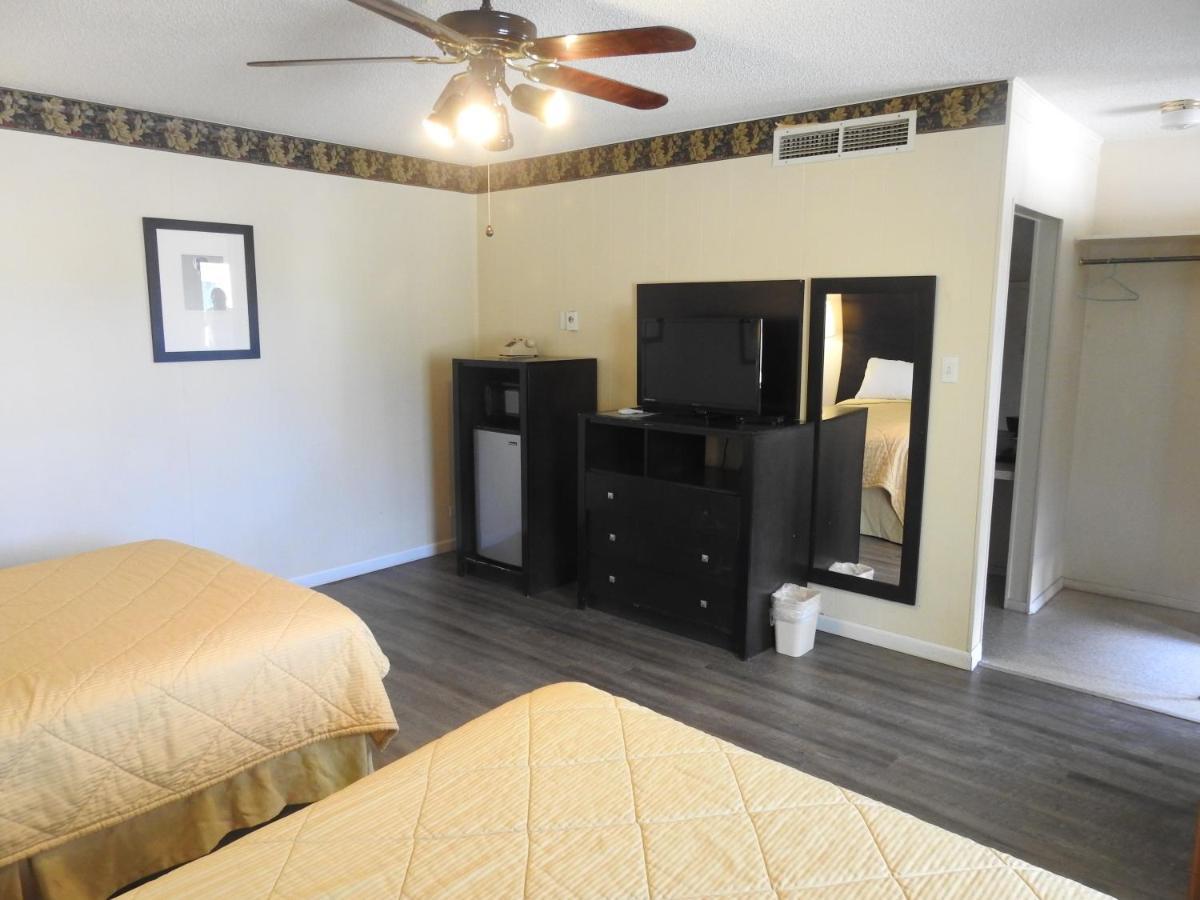 Economy Motel 2*