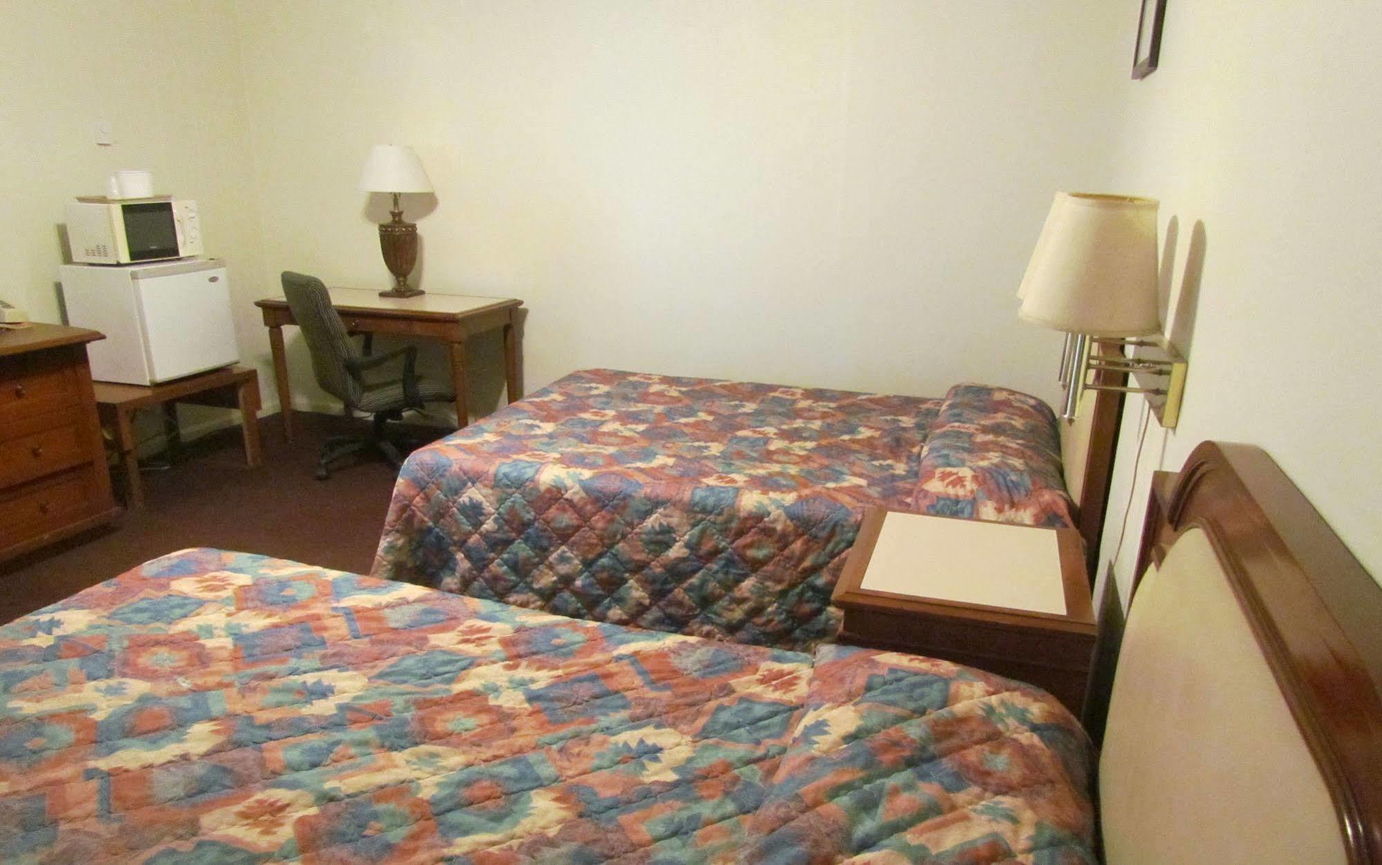 Motel Economy 2*