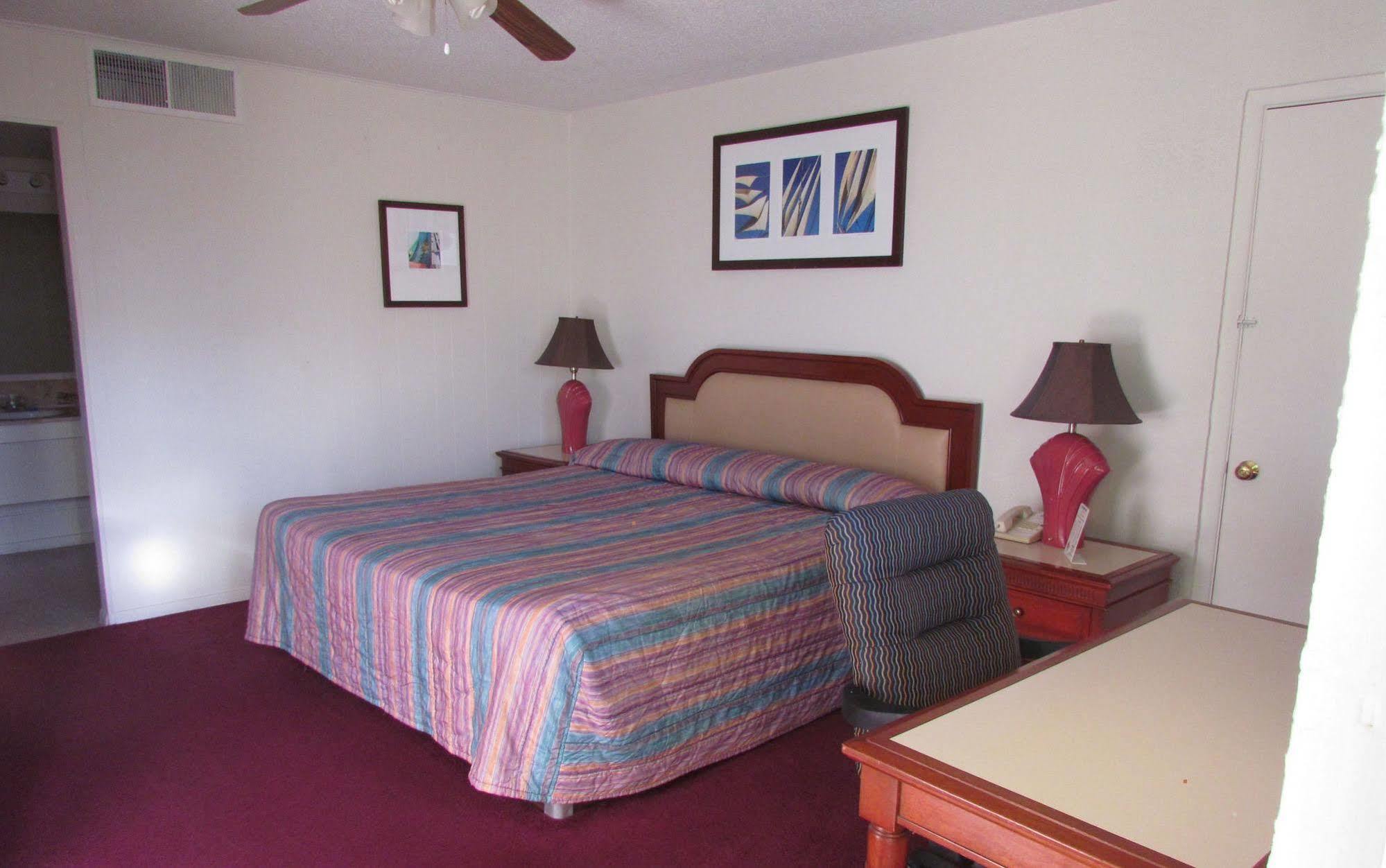 Motel Economy 2*